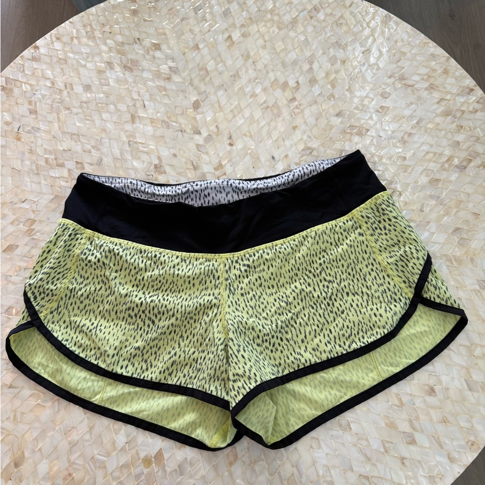 Lululemon Speed Up Shorts Size 6